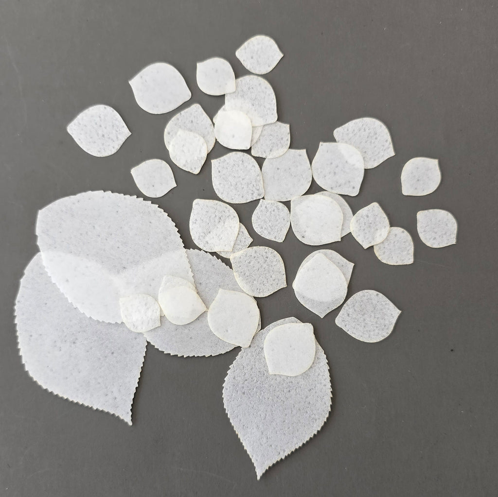 Pre-cut wafer paper petals for flowers